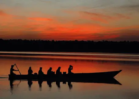 Macaw Clay Lick Chuncho 3D2N Tours